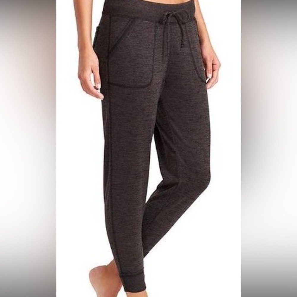 GUC Athleta Techie Sweat Ankle Pant: Size Large